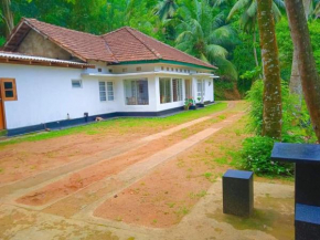 Bungalow Heights Deniyaya